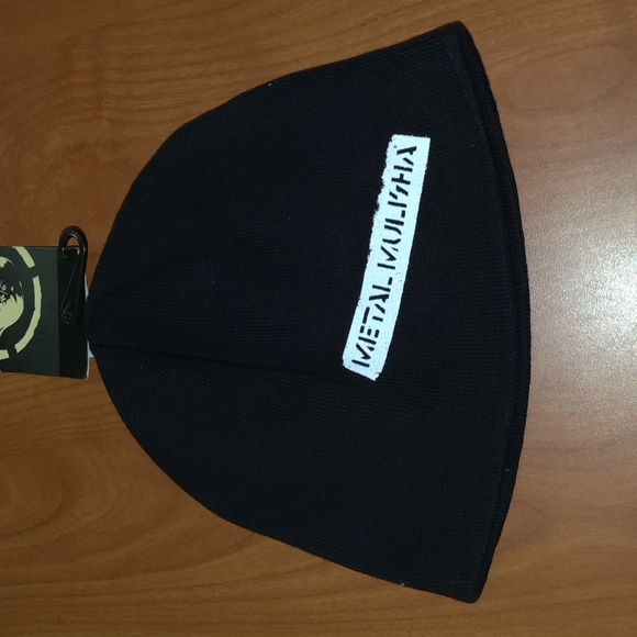 METAL MULISHA Urgency Skull Black Beanie New with Tag - Picture 5 of 8